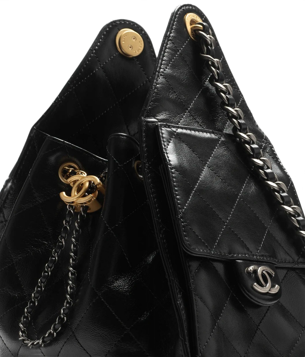 CHANEL 25 Small Handbag