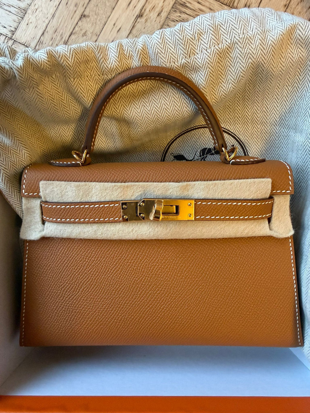 Mini Kelly 20 Gold Epsom/Gold Hardware