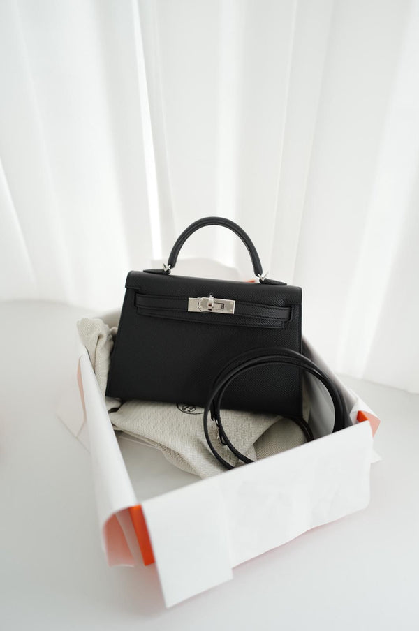 Mini Kelly – Black Epsom/Palladium Hardware