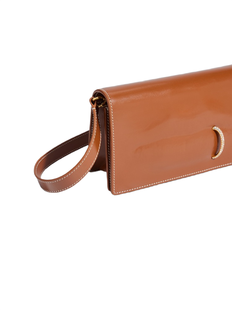 MOLDED MOUTH CHAIN CLUTCH